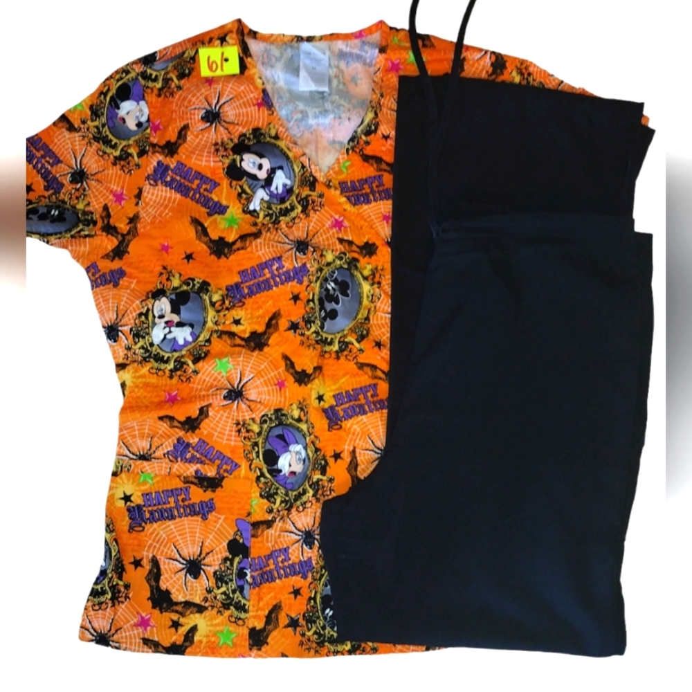 COPY - Disney's Mickey and Minnie mouse scrub set